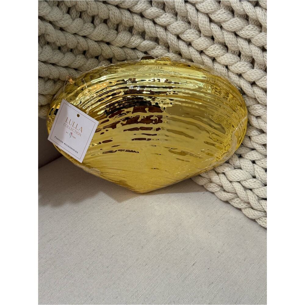 Lulla Collection Convertible Shell Handbag - Picture 4 of 6